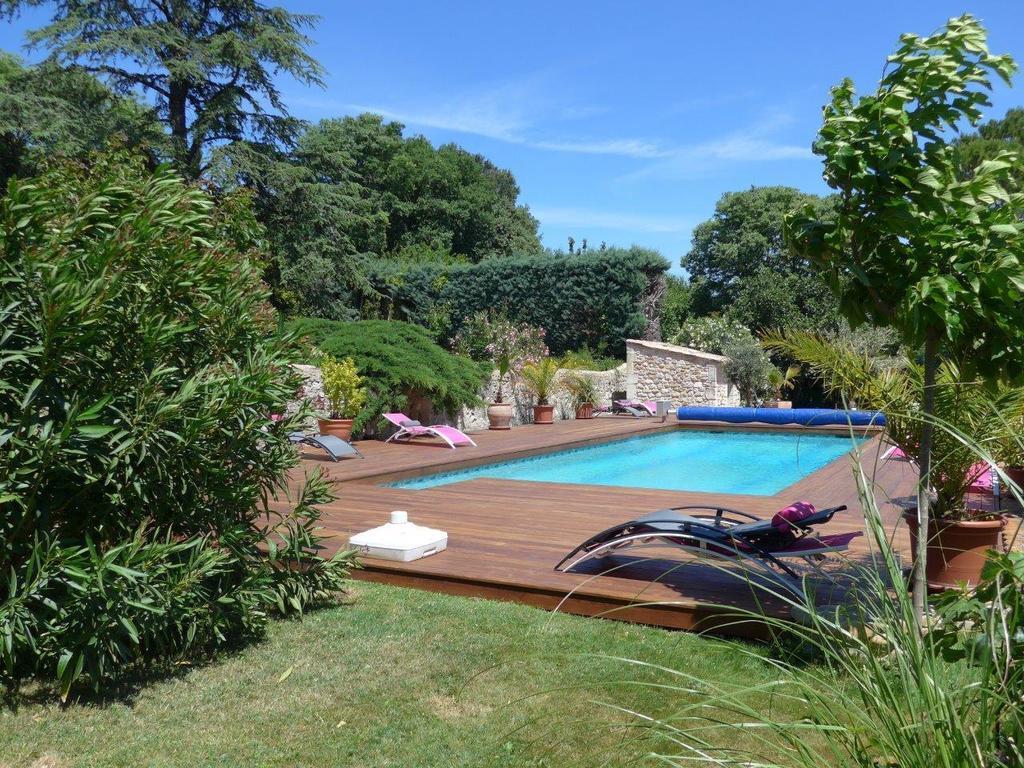 Le Chateau Des Estubiers Bed & Breakfast Sérignan-du-Comtat Стая снимка